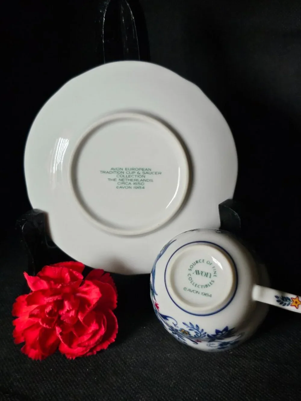 1984 AVON Demittase Cup and Saucer Set : European Collection 